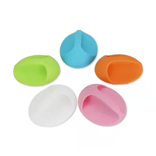 Manual Exfoliator Handheld Portable Silicone Facial Cleaning Brush Silicone Facial Brushes Massage Mini Silicone Face Scrubber 